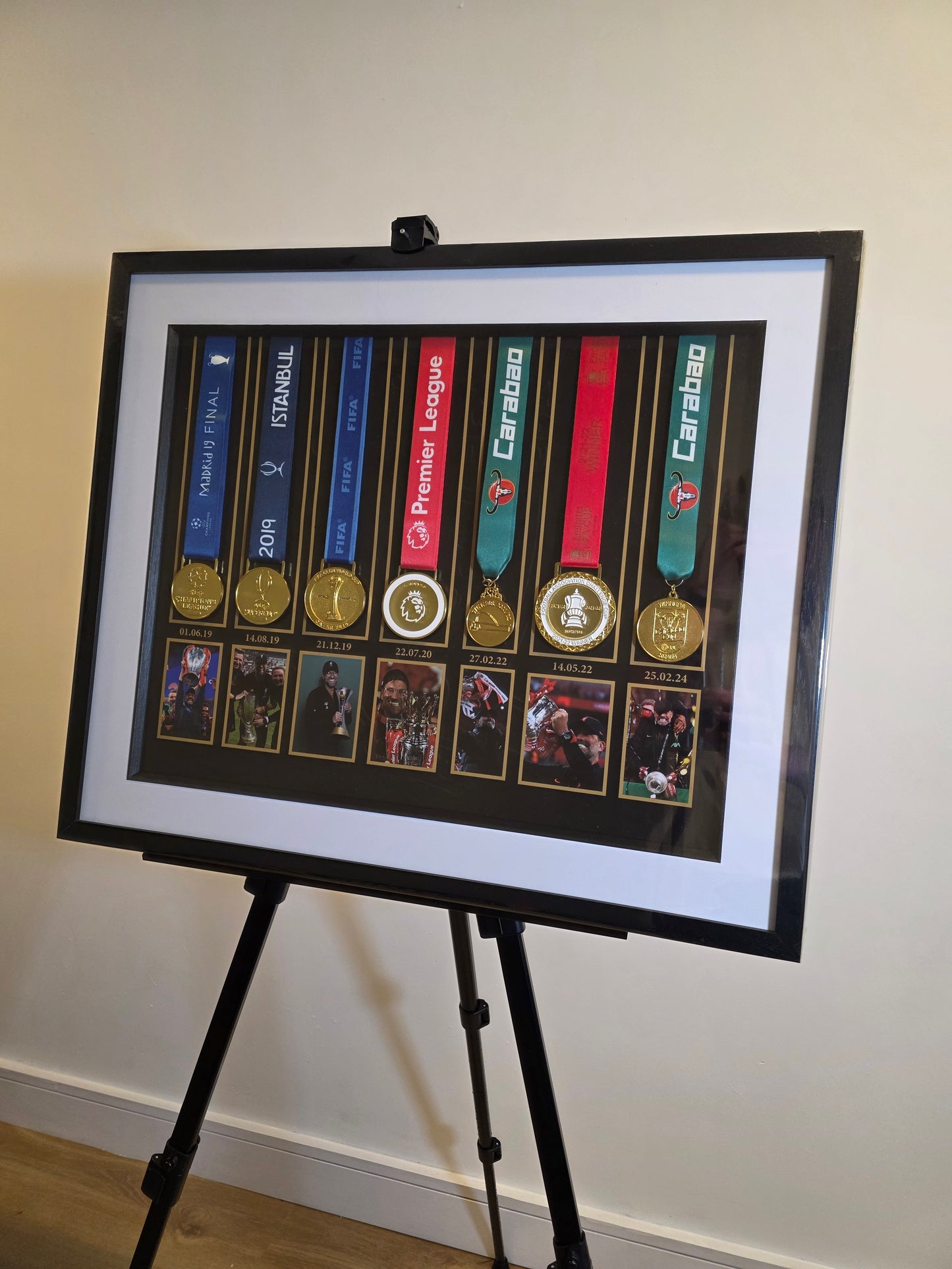 KLOPP 7 MEDAL SET FRAME